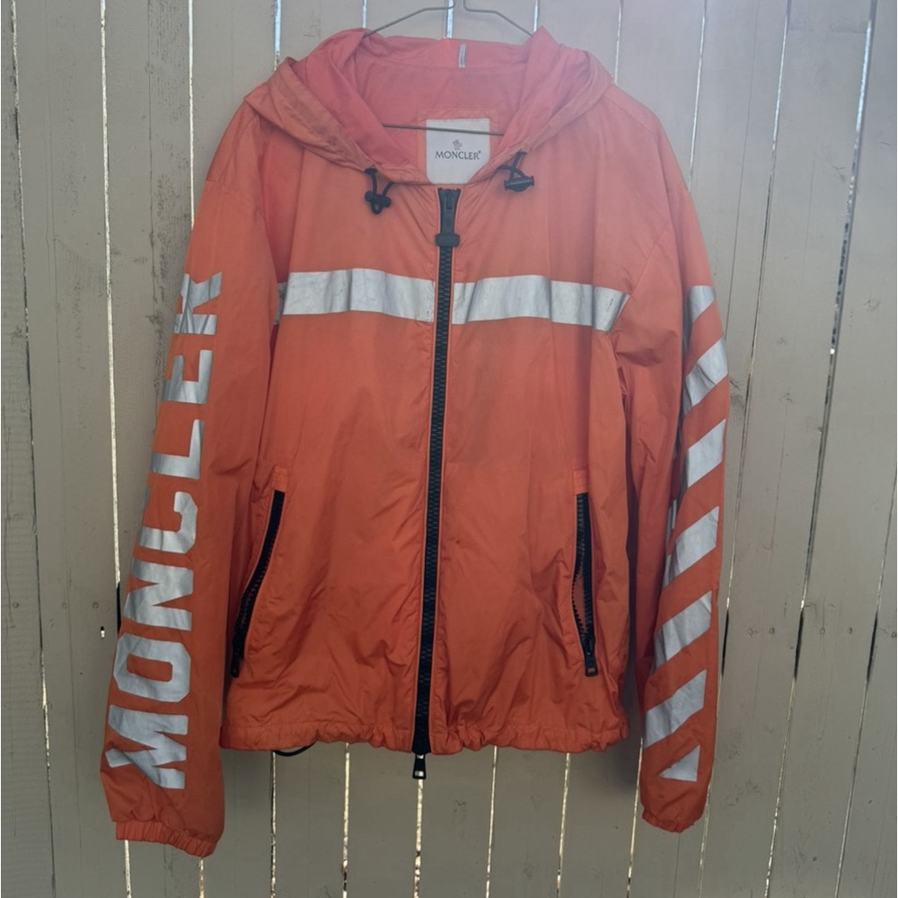 Moncler x Off-White Windbreaker - Picture 2 of 15